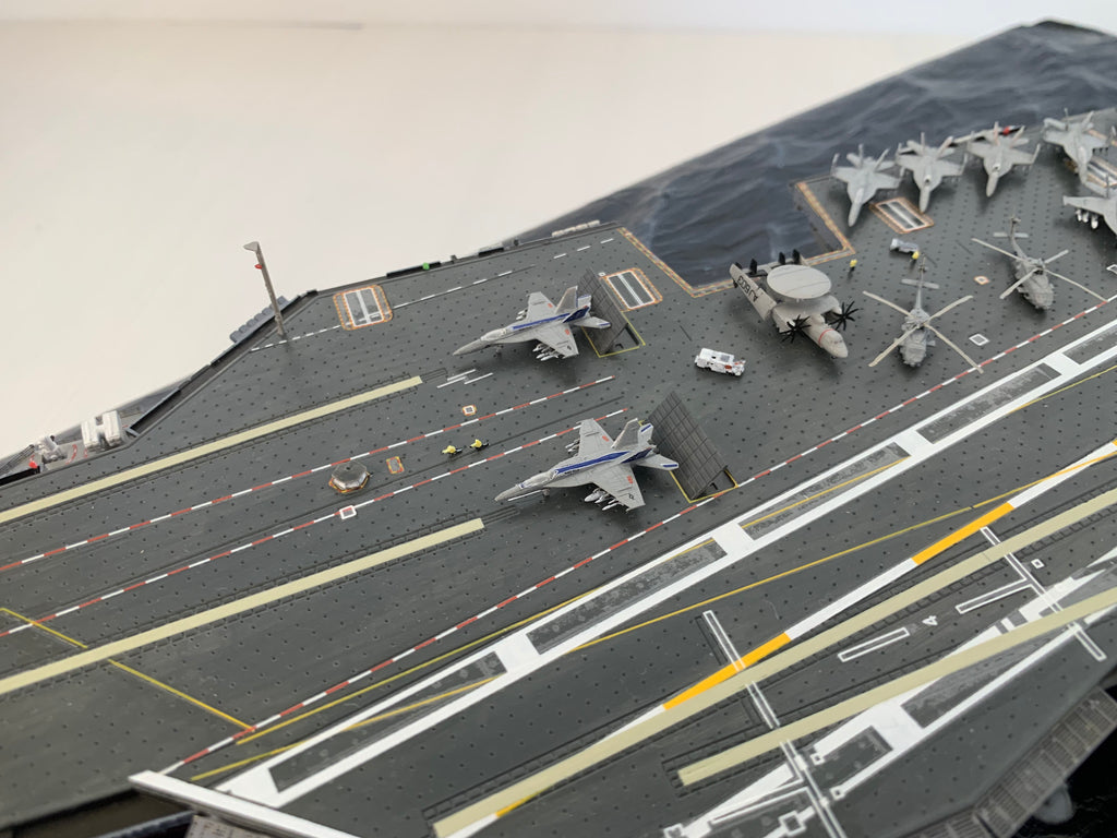 1:700 USS Gerald R. Ford CVN-78 Aircraft Carrier Model