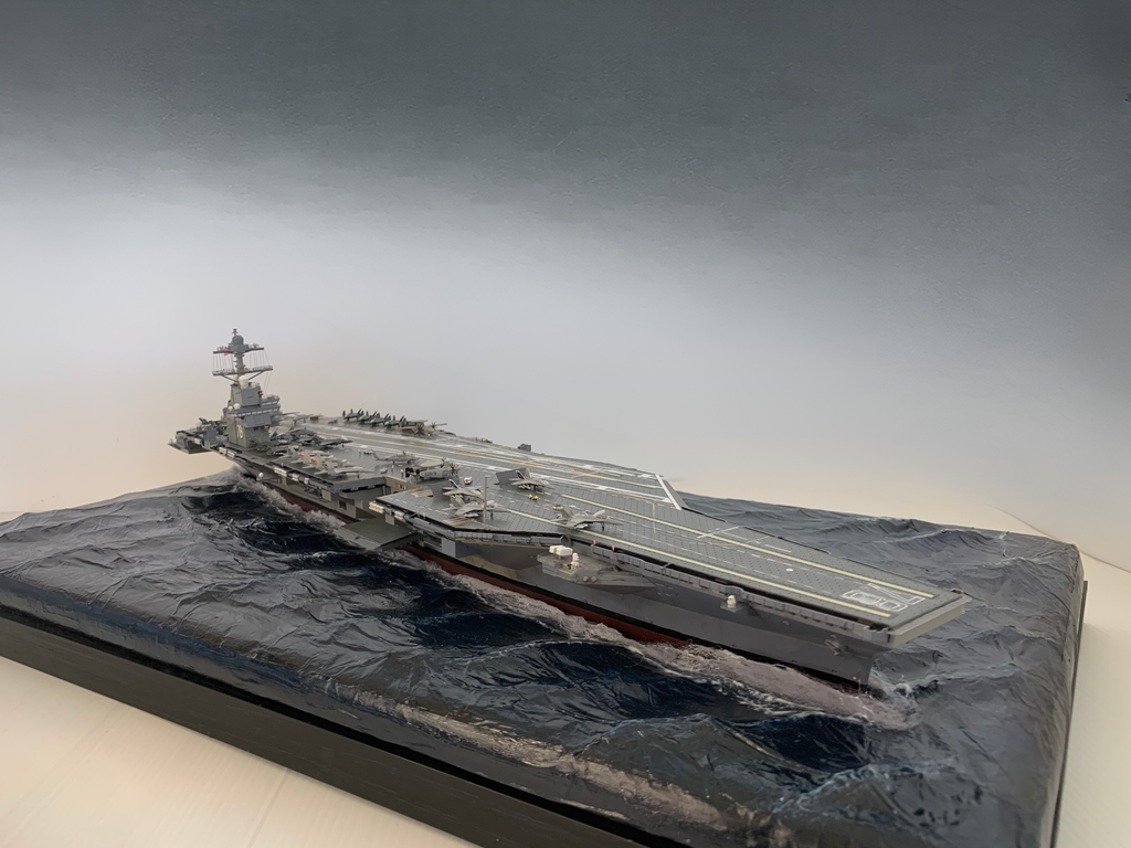 1:700 USS Gerald R. Ford CVN-78 Aircraft Carrier Model