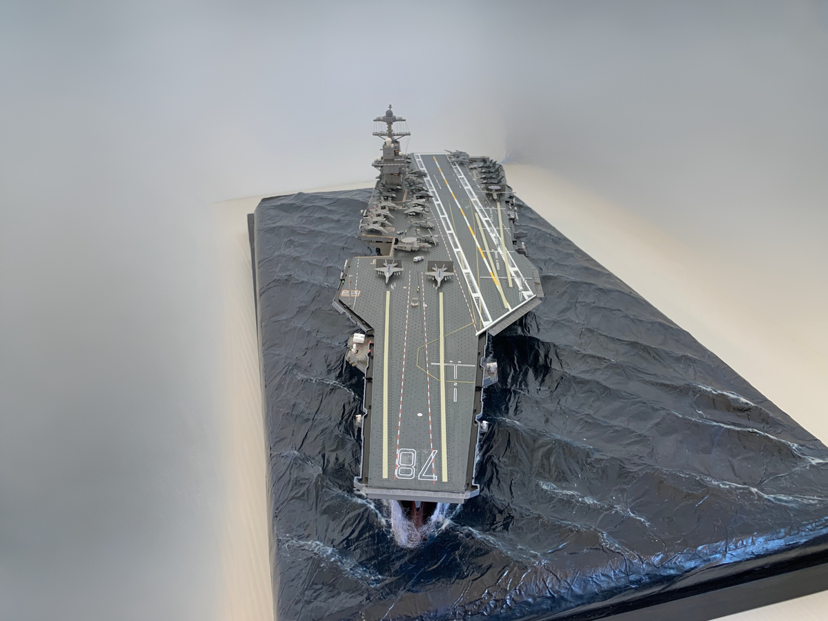 1:700 USS Gerald R. Ford CVN-78 Aircraft Carrier Model