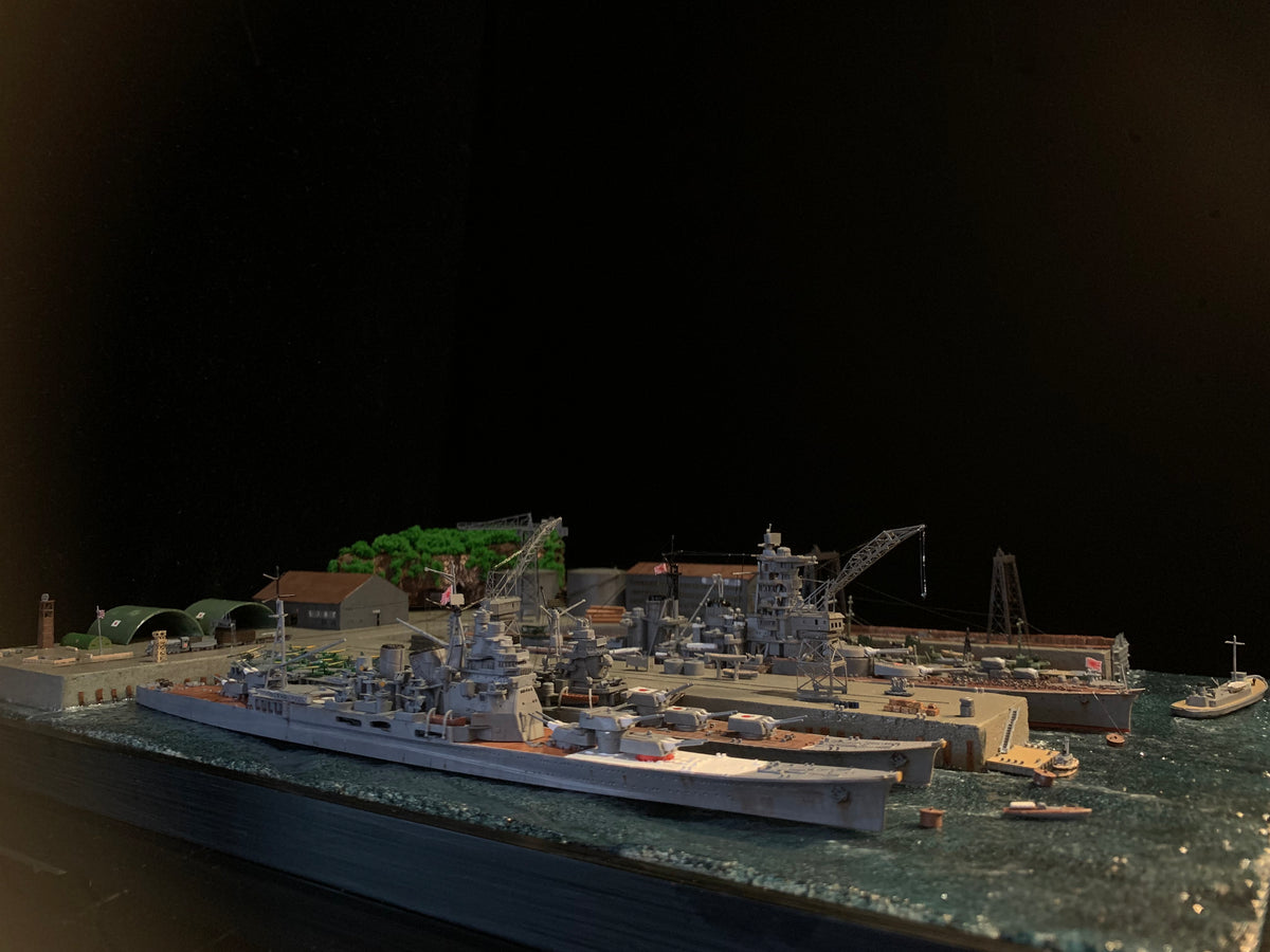 1:700 Military Port Scene