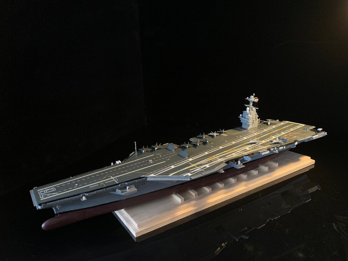 1:700 USS CV-78 Gerald R. Ford Electromagnetic Catapult Aircraft Carrier-In Stock
