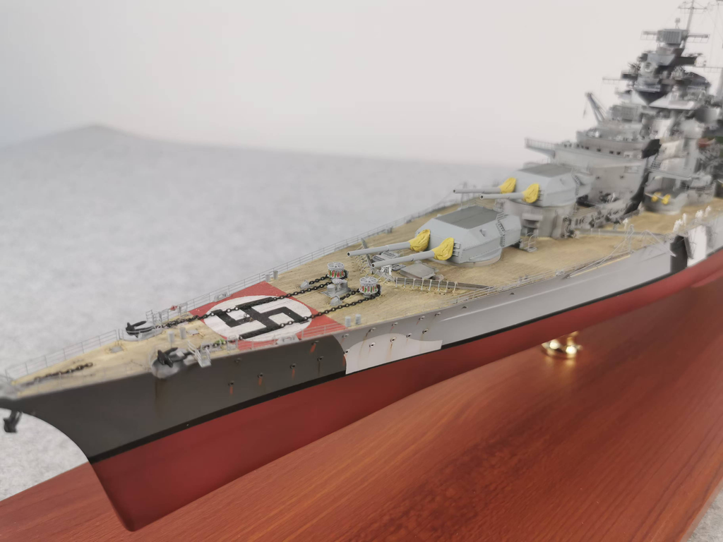 1:350 Bismarck Battleship Super Modified Upgrade Version