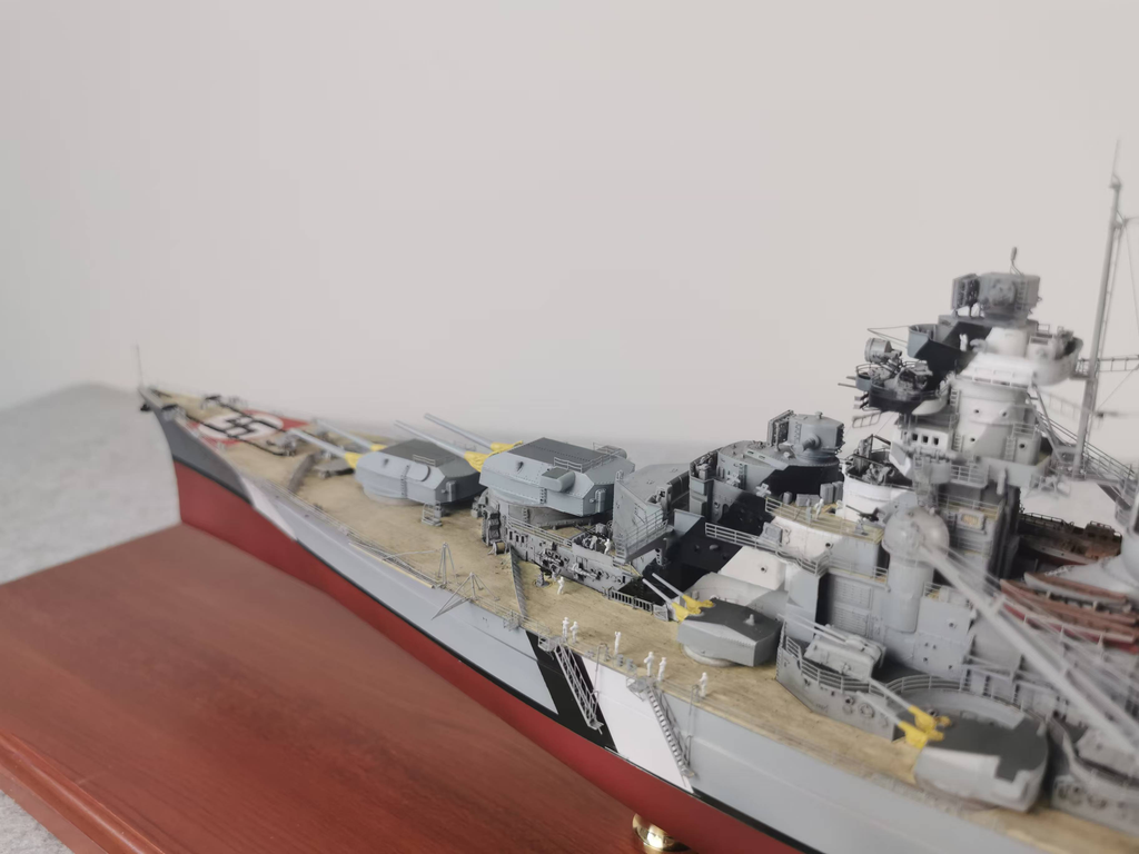 1:350 Bismarck Battleship Super Modified Upgrade Version