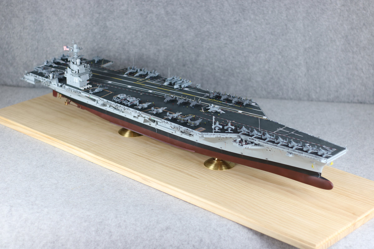 US Navy Aircraft Carrier Model | Gerald R. Ford CVN-78, 1:350 Scale