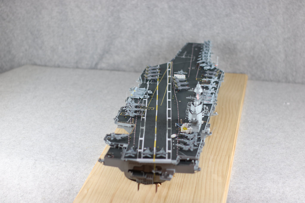 US Navy Aircraft Carrier Model | Gerald R. Ford CVN-78, 1:350 Scale