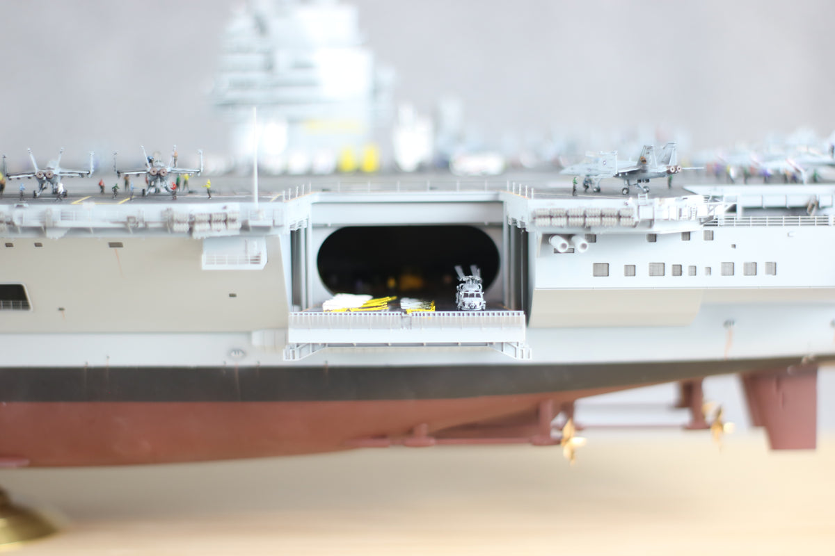 US Navy Aircraft Carrier Model | Gerald R. Ford CVN-78, 1:350 Scale