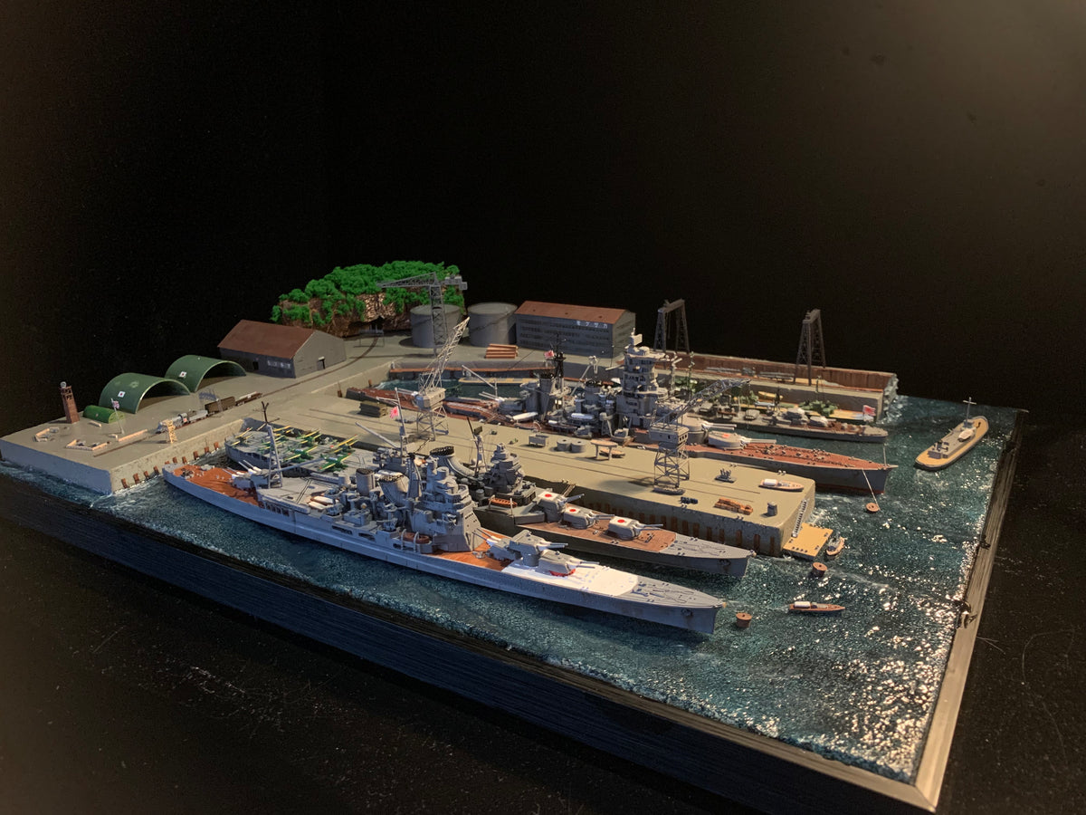 1:700 Military Port Scene