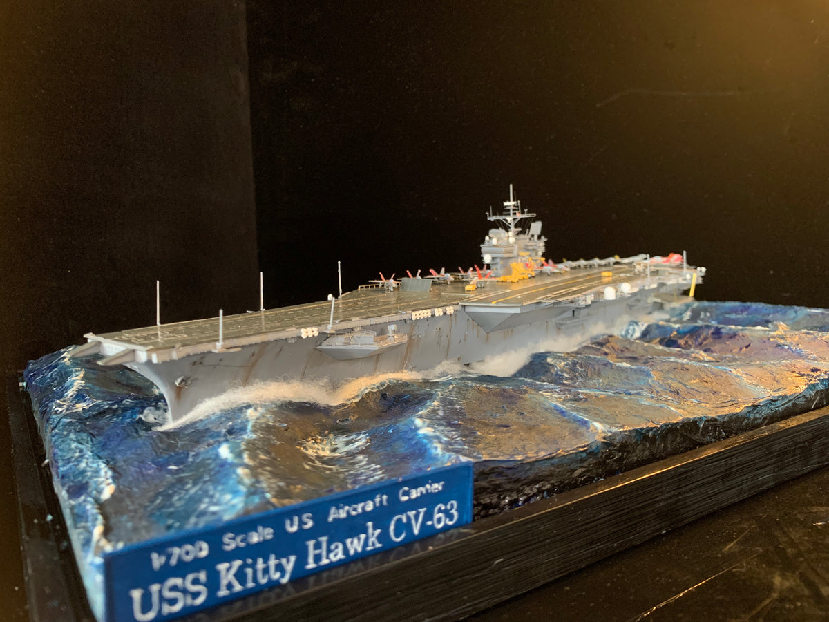 1:700 US Legendary Aircraft Carrier CV-63 KittyHawk Scene Upgrade Version