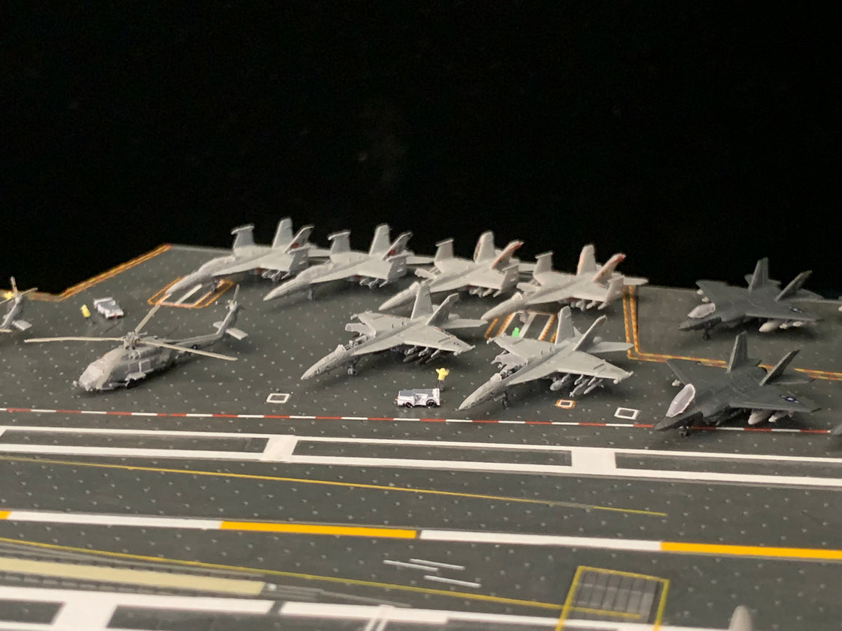 1:700 USS Gerald R. Ford CVN-78 Aircraft Carrier Model